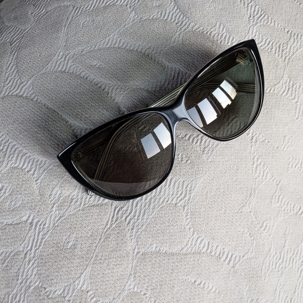 RAEN Glossy Black Cat-Eye Sunglasses